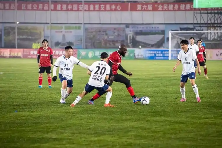 NBA联赛：达拉斯独行侠 VS 洛杉矶湖人